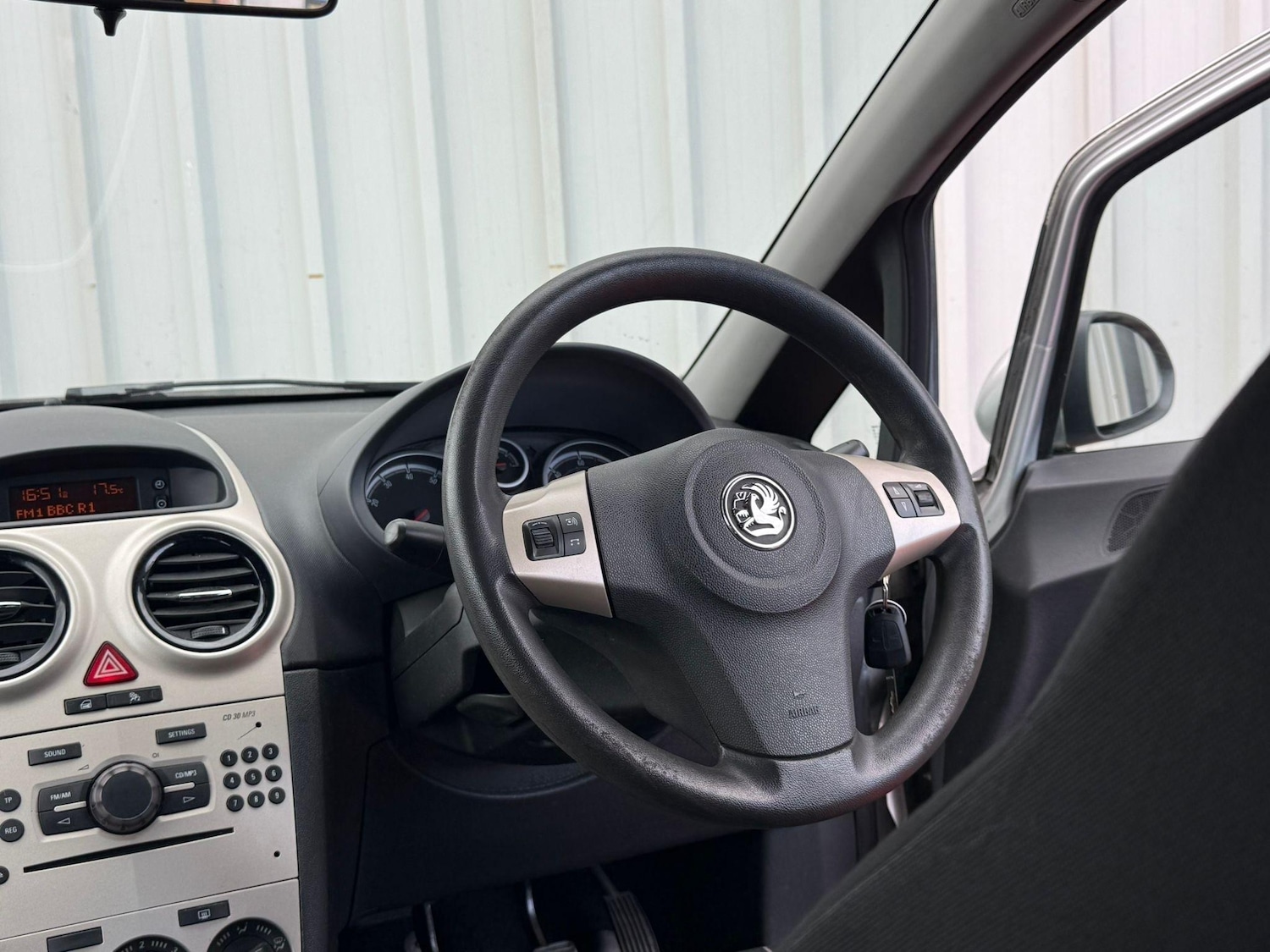 Used Vauxhall Corsa 2007 for sale - 77620317: Photo 17