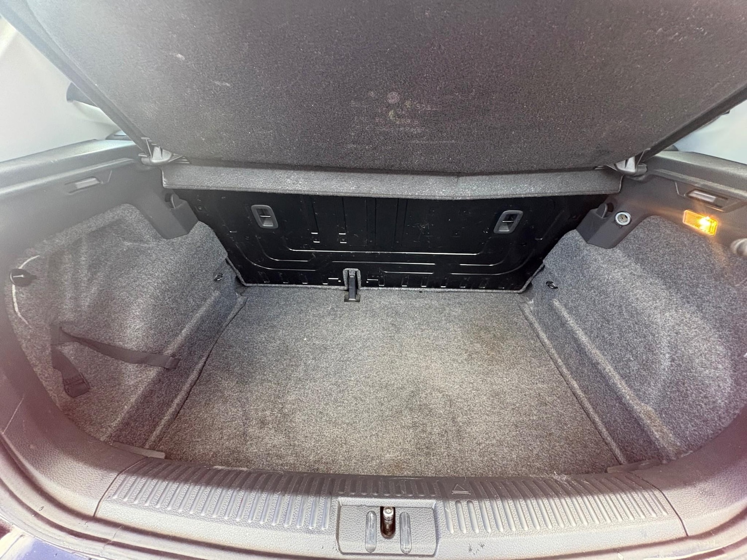 Used Volkswagen Polo 2010 for sale - 76616691: Photo 10