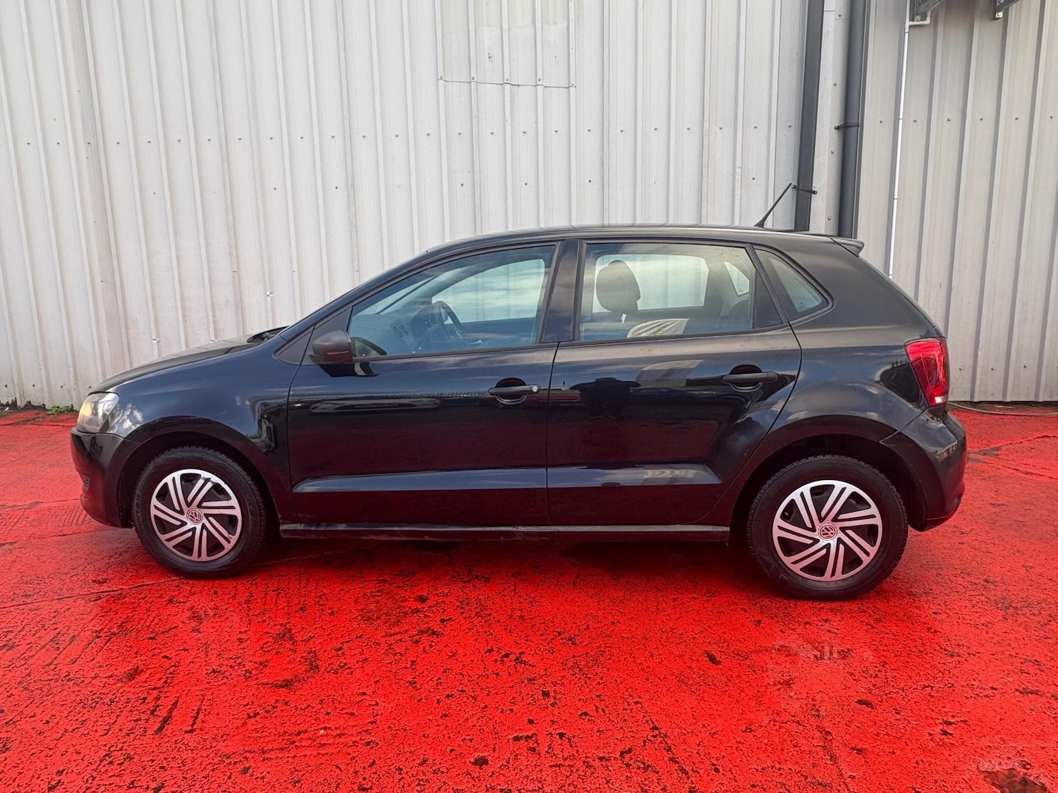 Used Volkswagen Polo 2010 for sale - 76616691: Photo 12