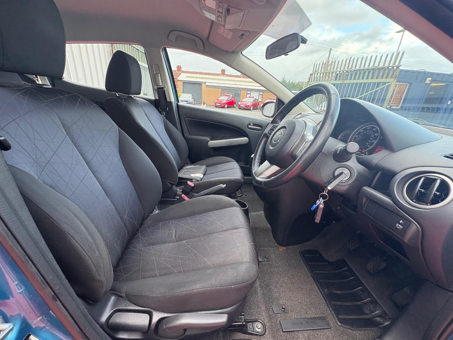 Used Mazda Mazda2 2011 for sale - 77477034: Photo 18