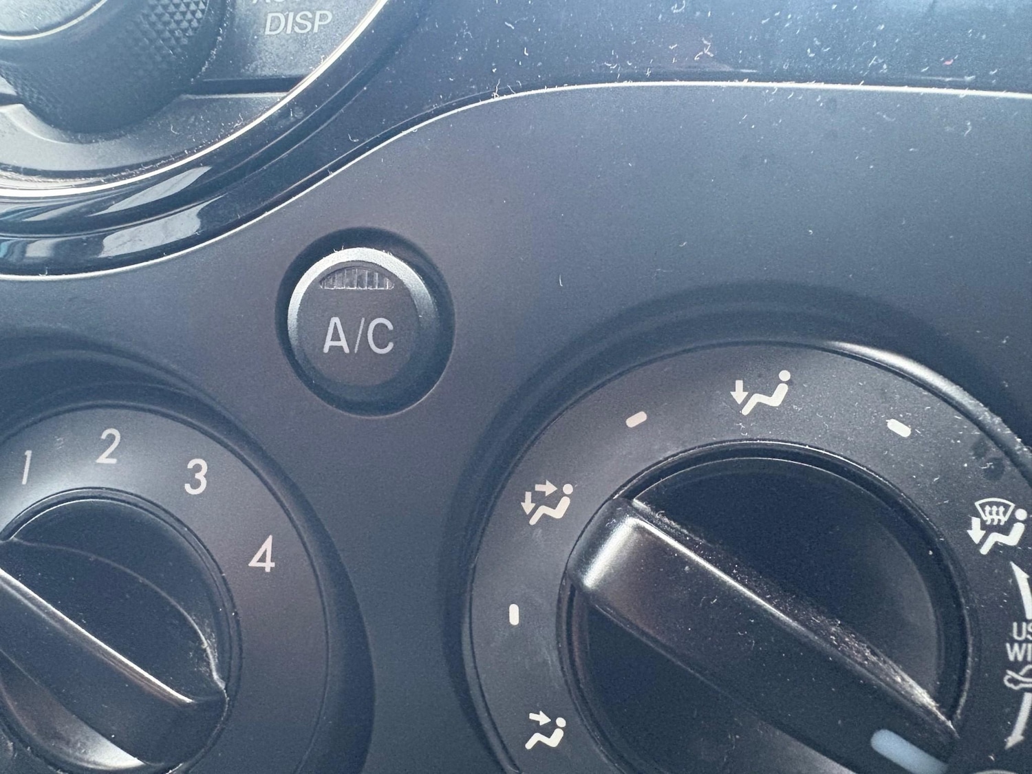 Used Mazda Mazda2 2011 for sale - 77477034: Photo 24