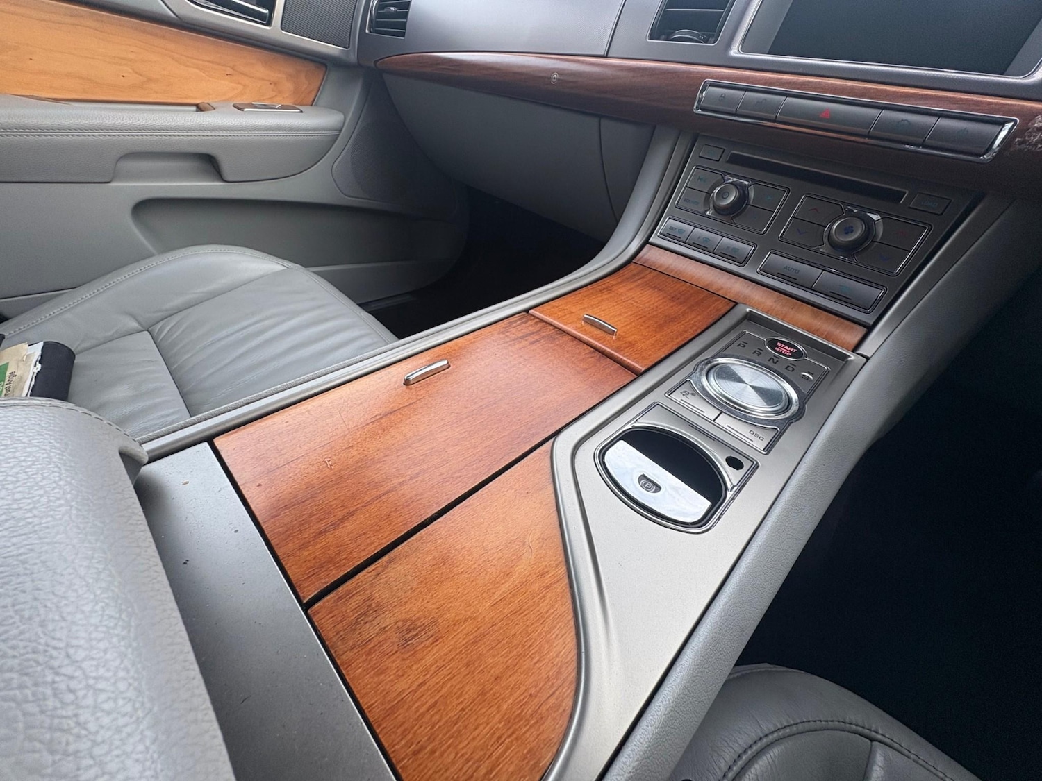 Used Jaguar XF 2008 for sale - 76862873: Photo 33