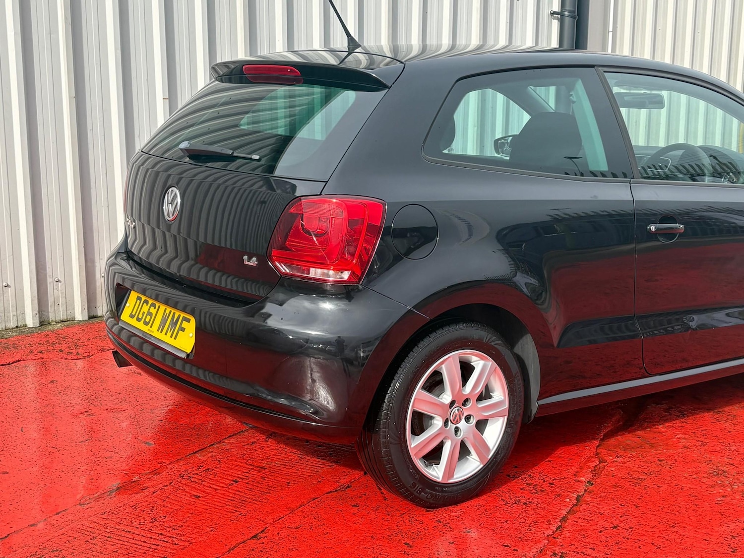 Used Volkswagen Polo 2011 for sale - 77981402: Photo 5