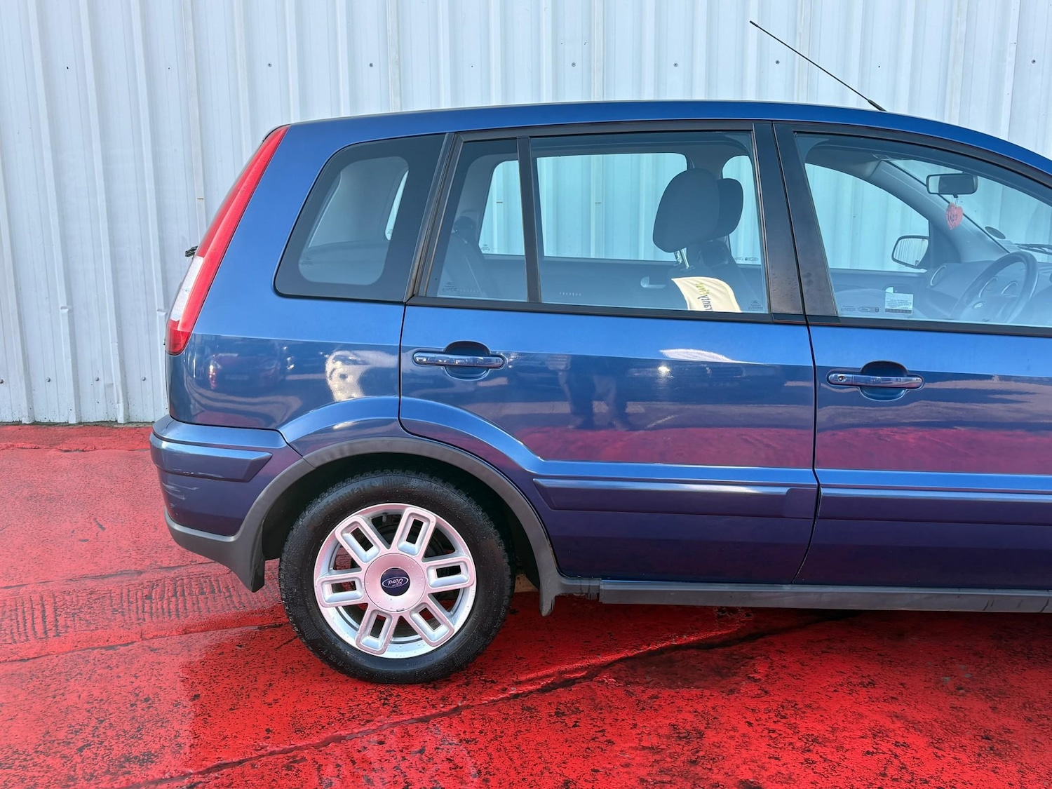 Used Ford Fusion 2009 for sale - 76641439: Photo 4