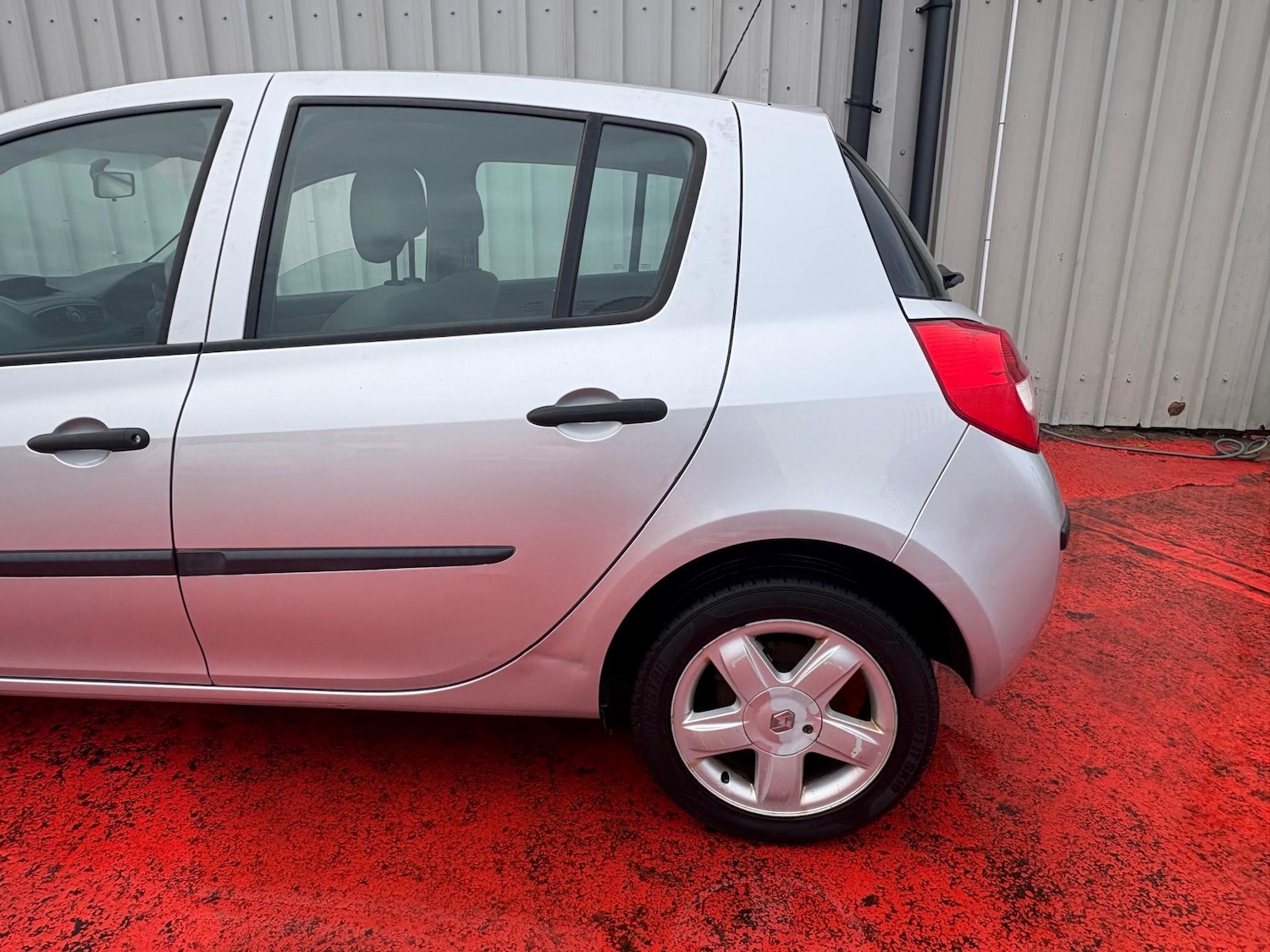 Used Renault Clio 2007 for sale - 76620692: Photo 10