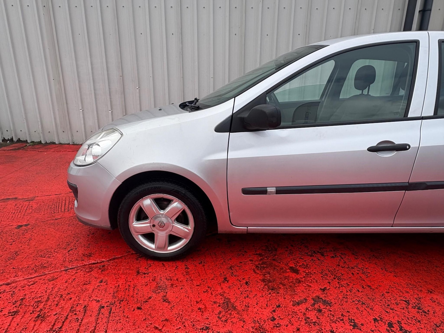 Used Renault Clio 2007 for sale - 76620692: Photo 13