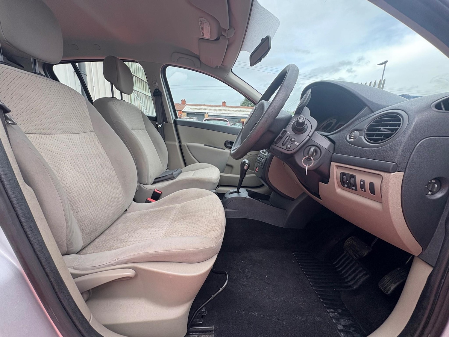 Used Renault Clio 2007 for sale - 76620692: Photo 23