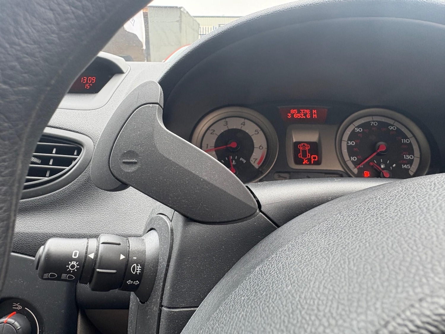 Used Renault Clio 2007 for sale - 76620692: Photo 27