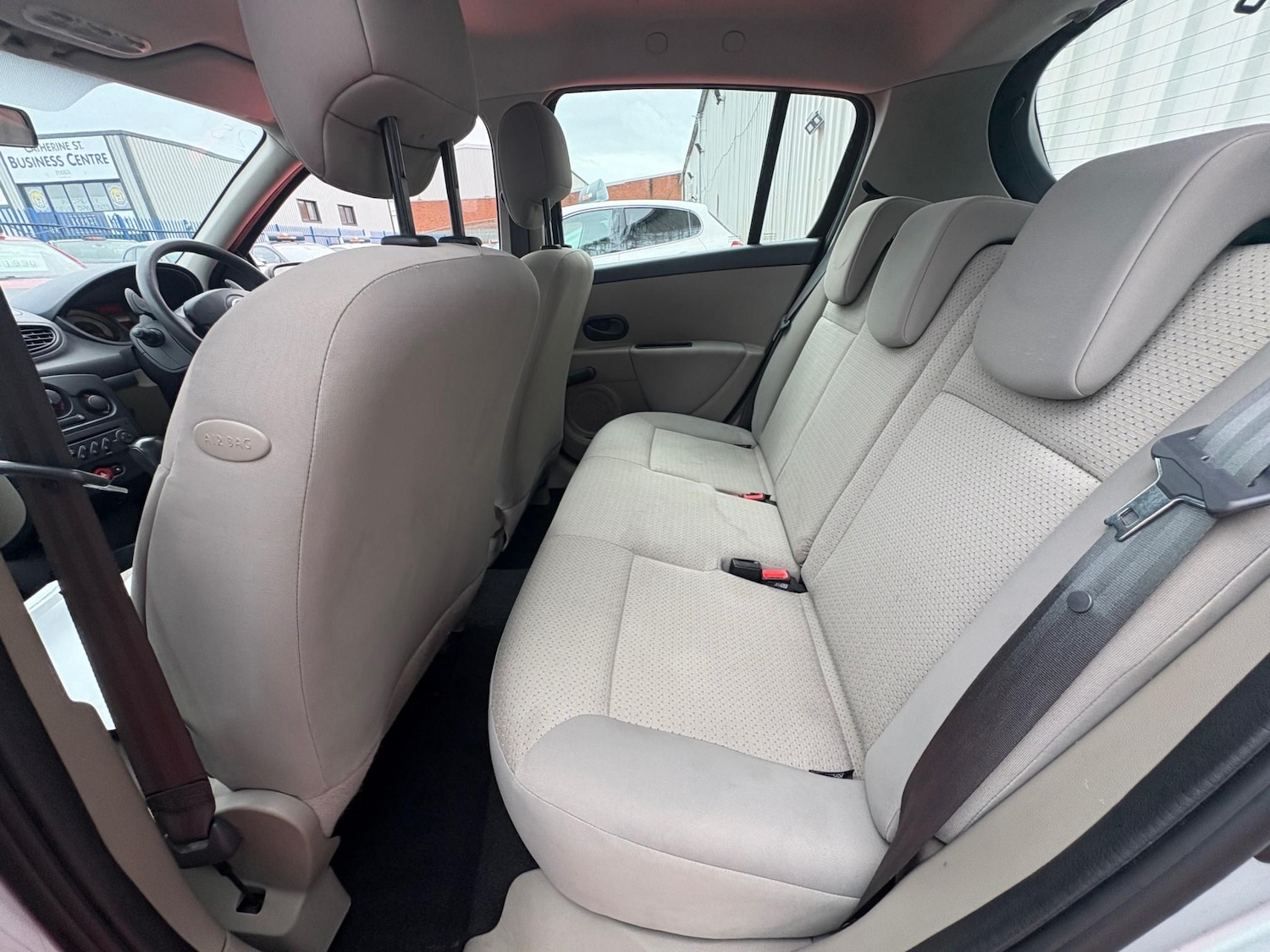 Used Renault Clio 2007 for sale - 76620692: Photo 30