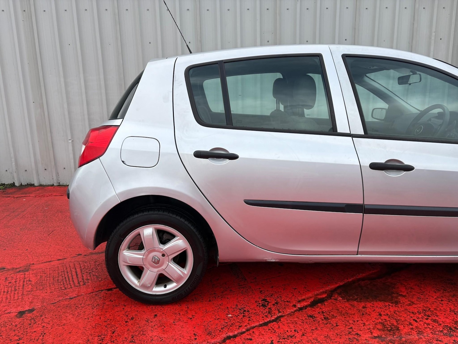 Used Renault Clio 2007 for sale - 76620692: Photo 5