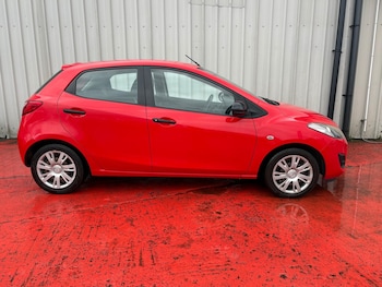 Used Mazda Mazda2 2012 for sale - 77804933: Photo