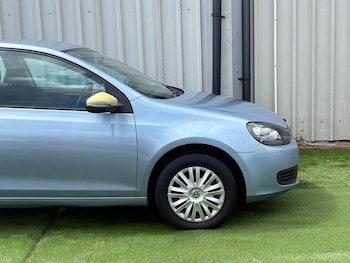 Used Volkswagen Golf 2010 for sale - 78850160: Photo