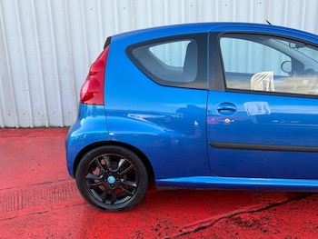 Used Peugeot 107 2009 for sale - 76616689: Photo