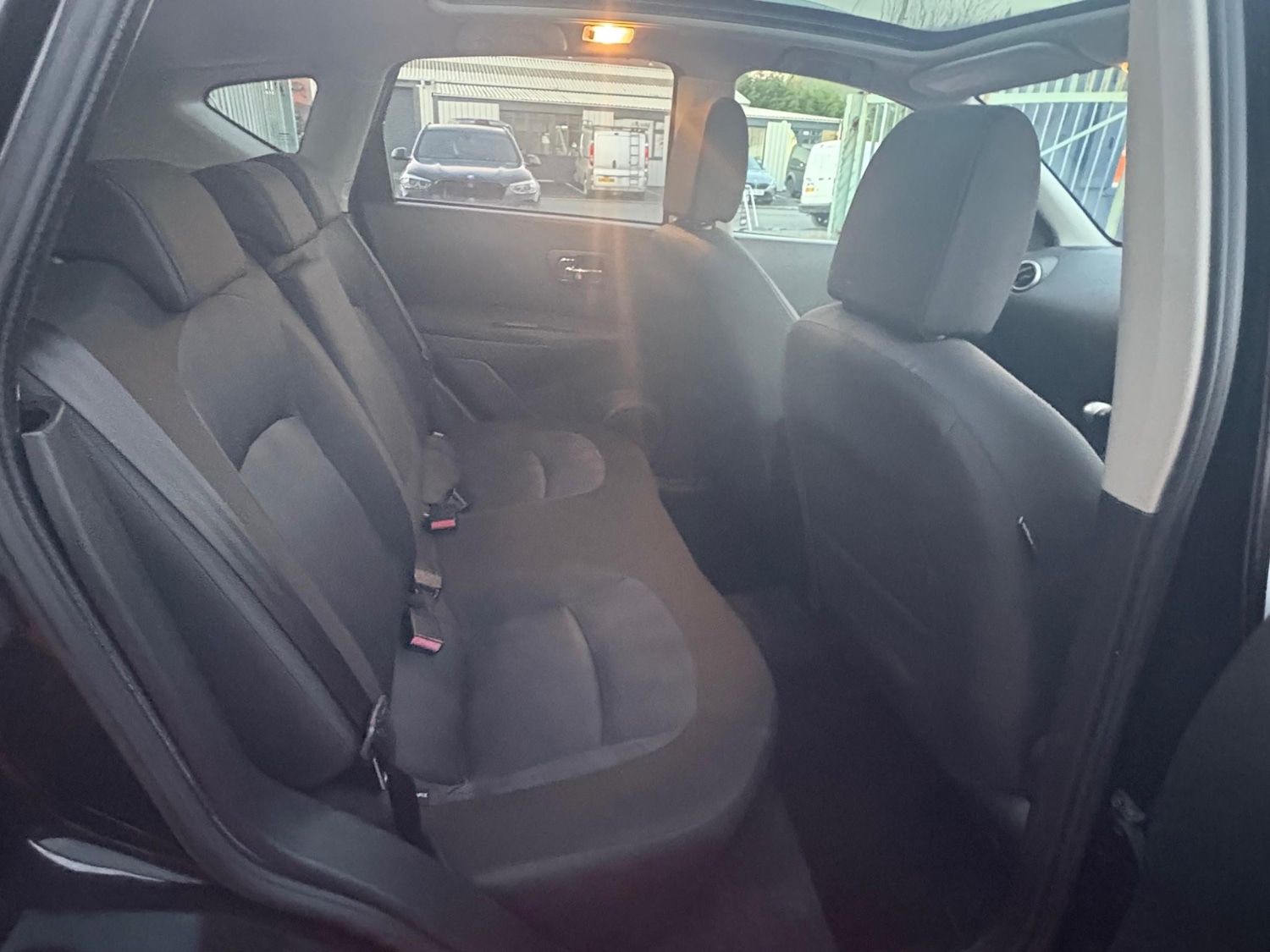 Used Nissan Qashqai 2010 for sale - 76862879: Photo 15