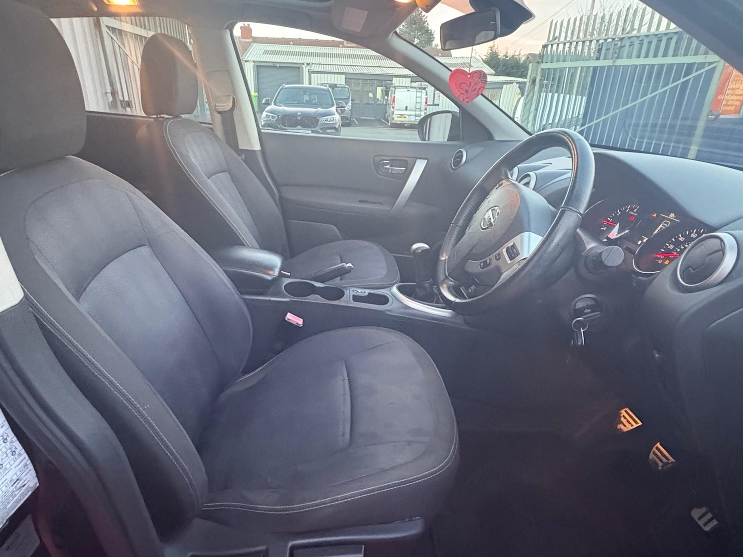 Used Nissan Qashqai 2010 for sale - 76862879: Photo 16