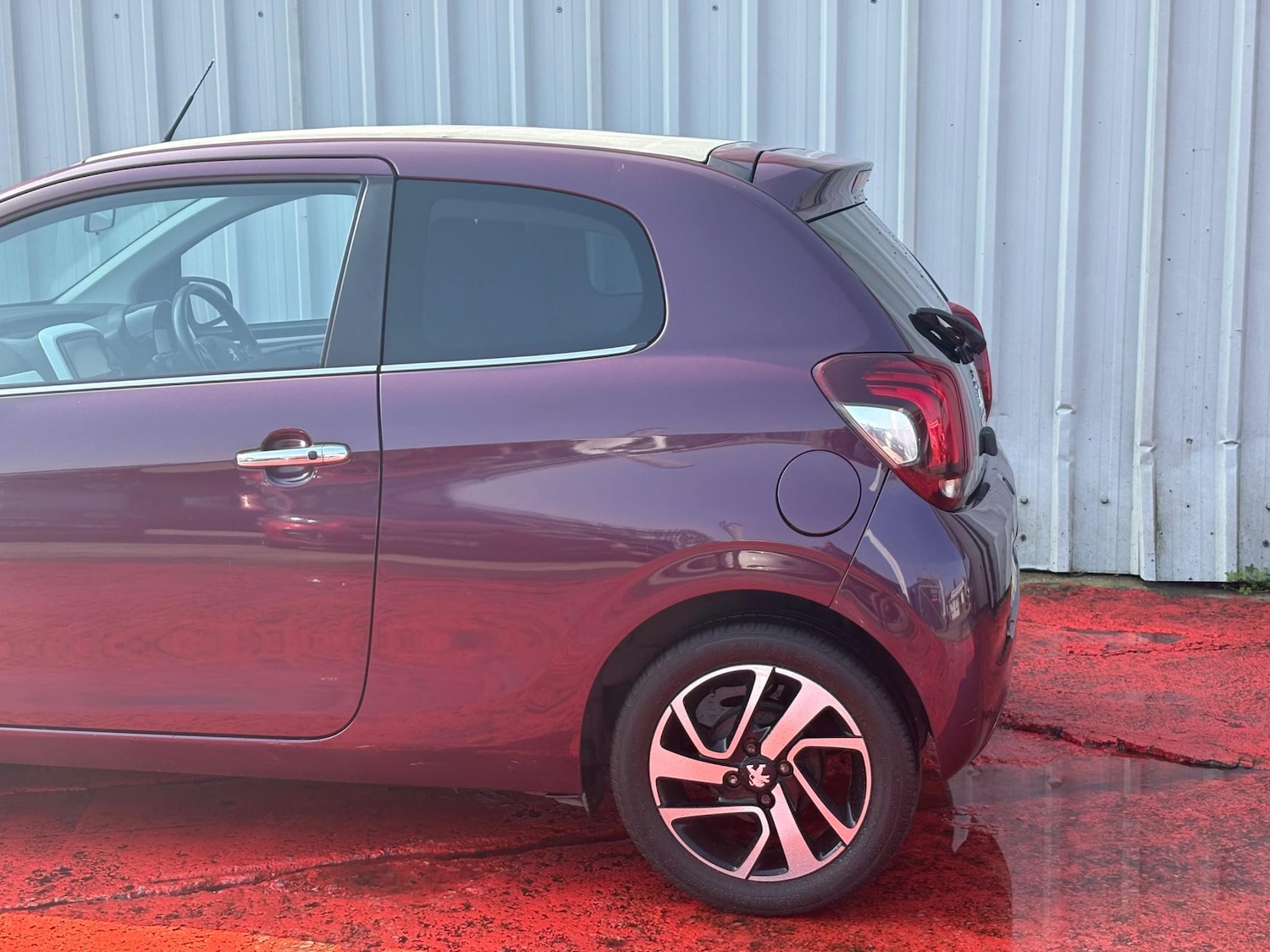 Used Peugeot 108 2014 for sale - 77976023: Photo 9