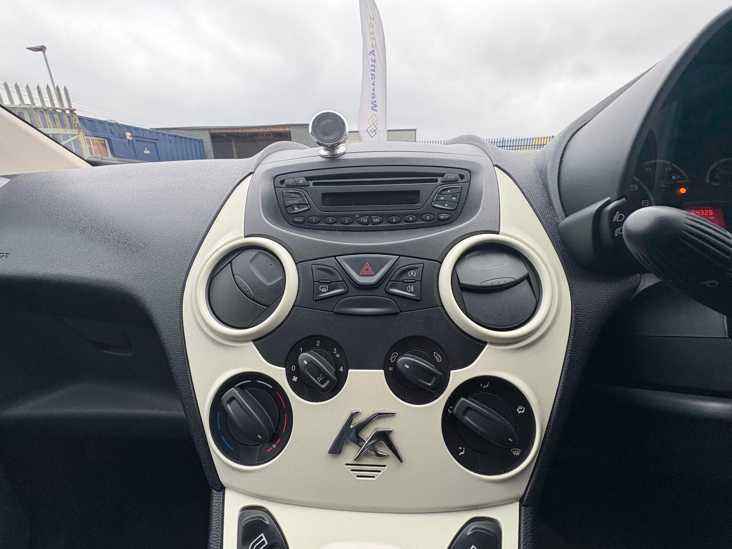 Used Ford Ka 2011 for sale - 77327218: Photo 23