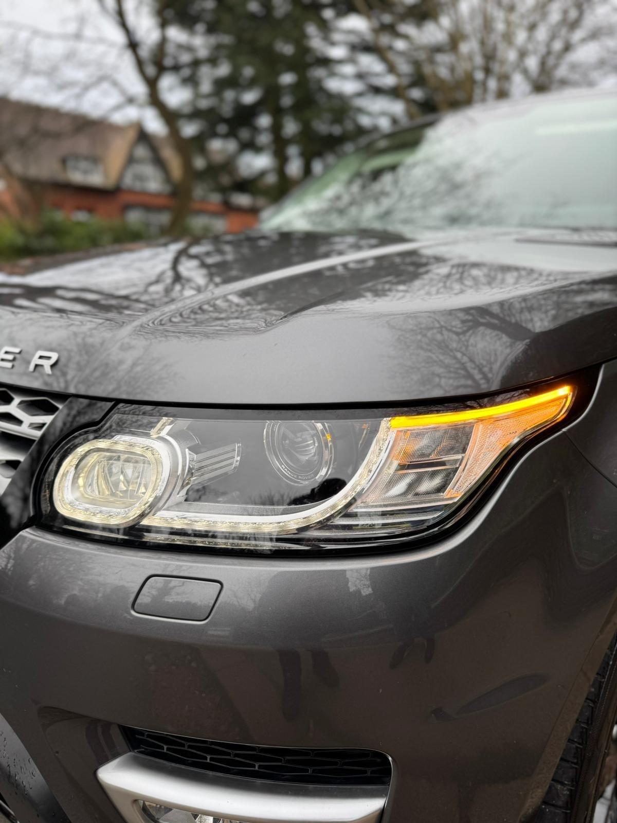 Used Land Rover Range Rover Sport 2015 for sale - 77951650: Photo 10