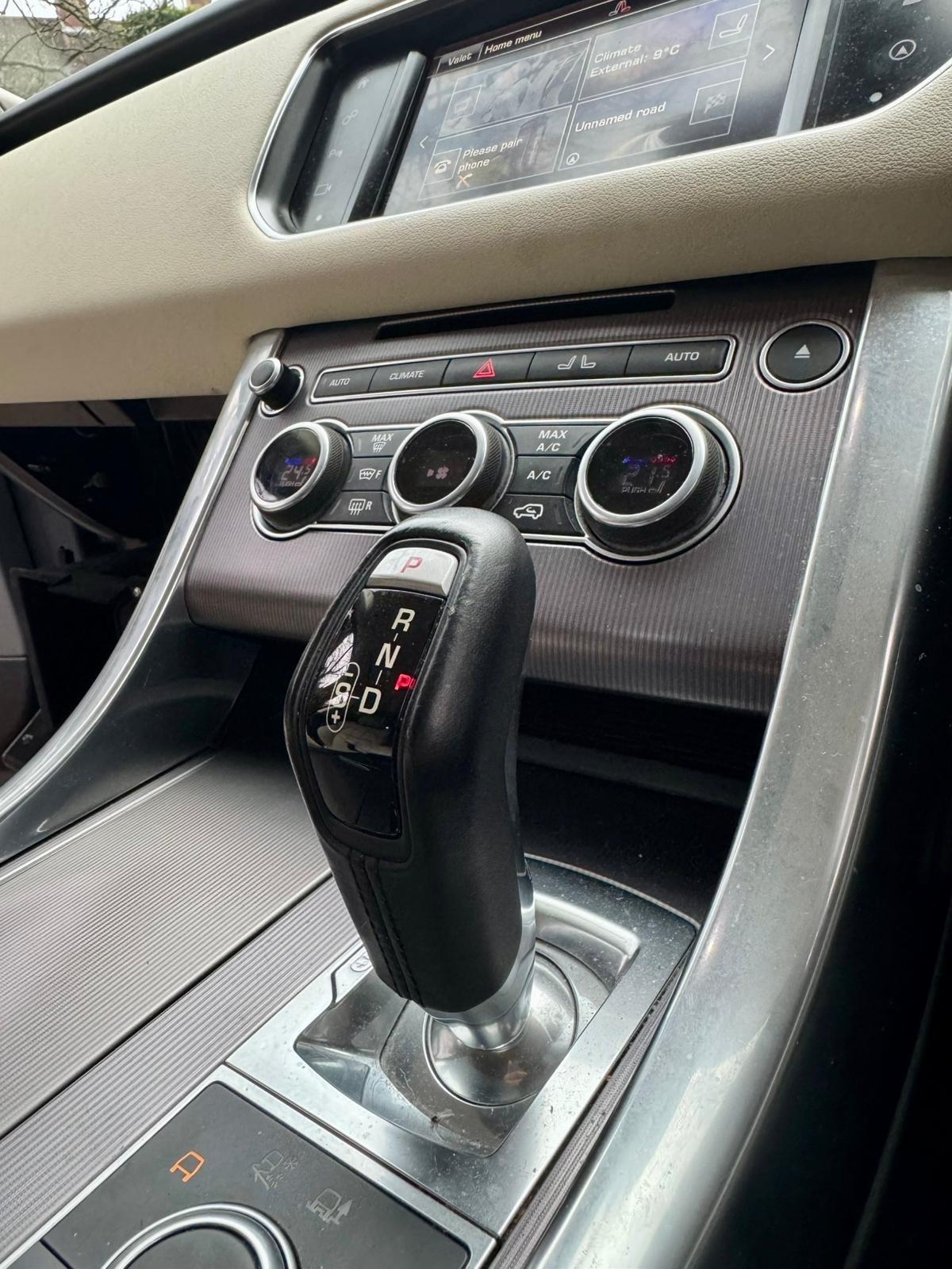 Used Land Rover Range Rover Sport 2015 for sale - 77951650: Photo 12