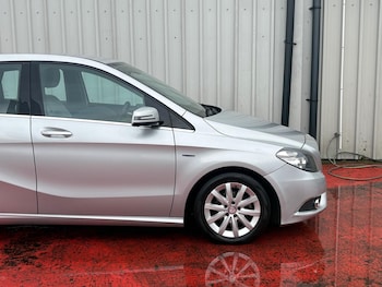 Used Mercedes-Benz B Class 2012 for sale - 77620313: Photo