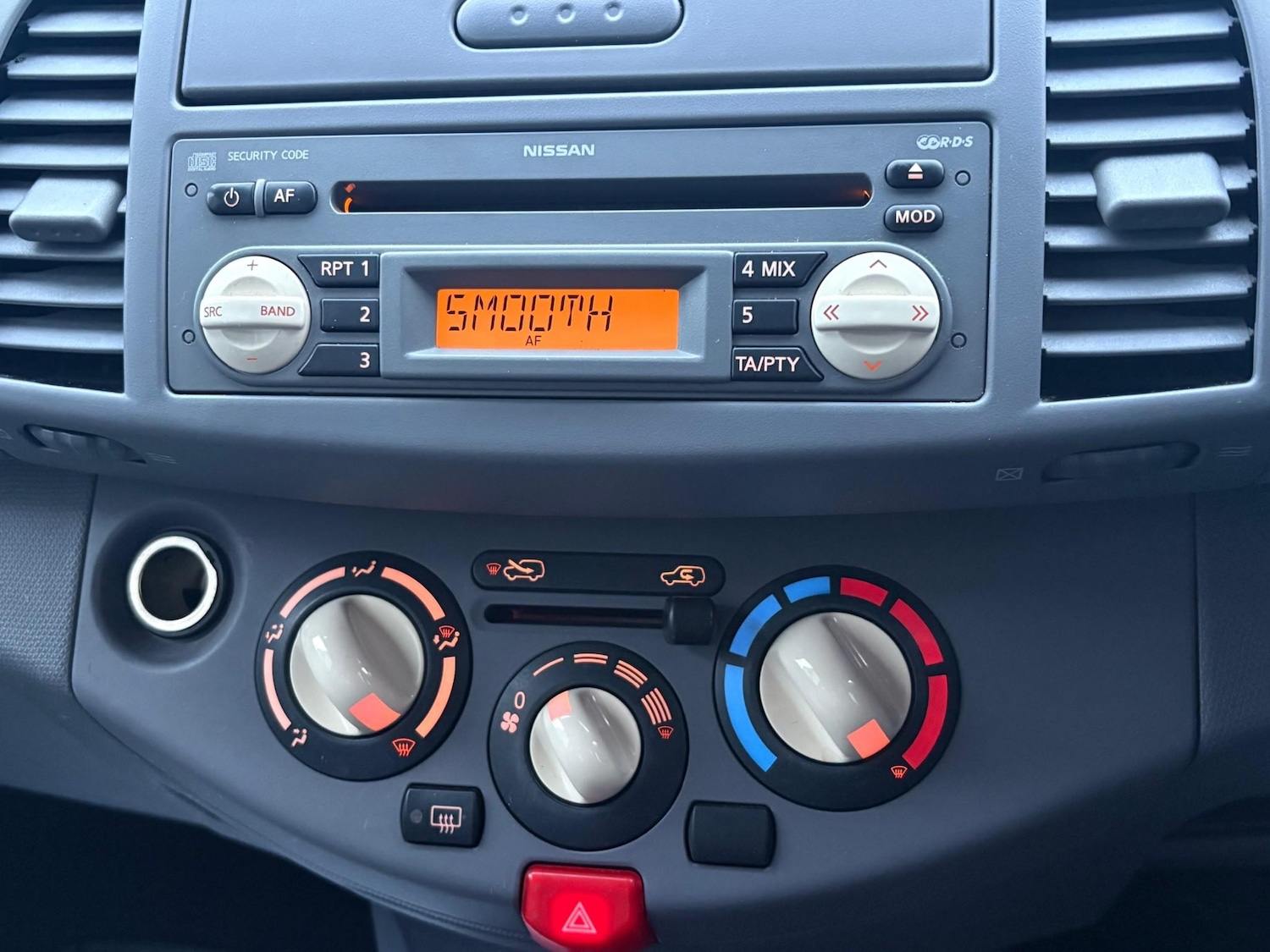 Used Nissan Micra 2003 for sale - 77249096: Photo 24