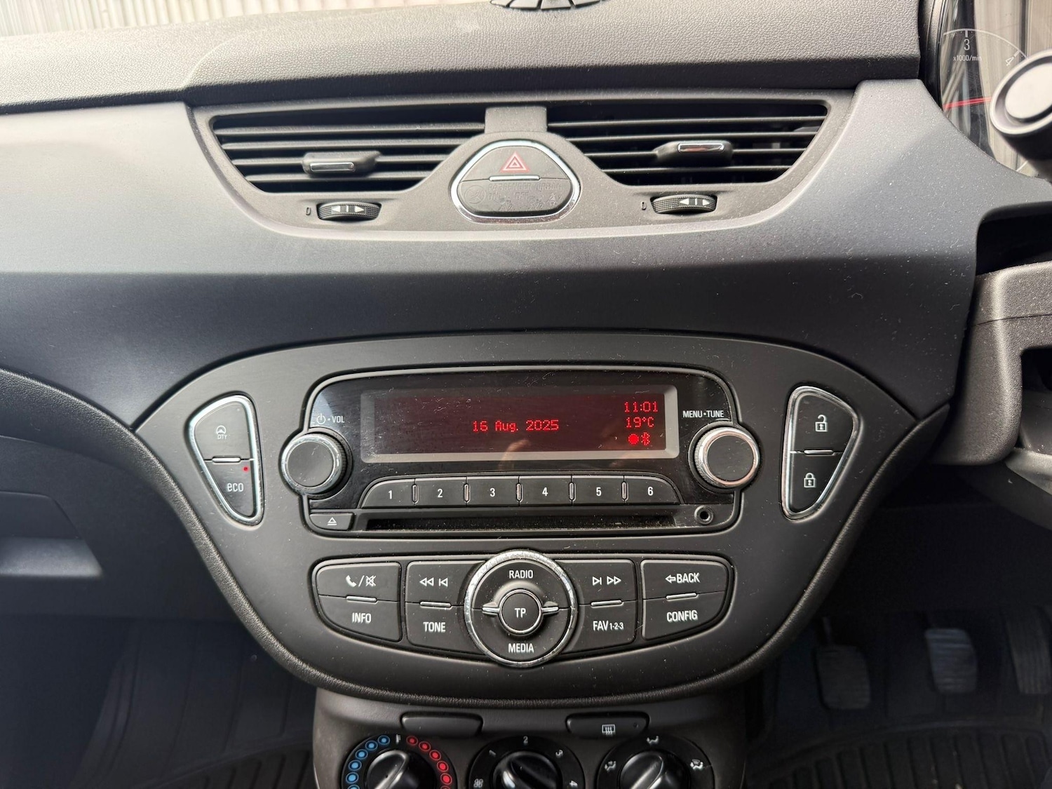 Used Vauxhall Corsa 2016 for sale - 76620686: Photo 16