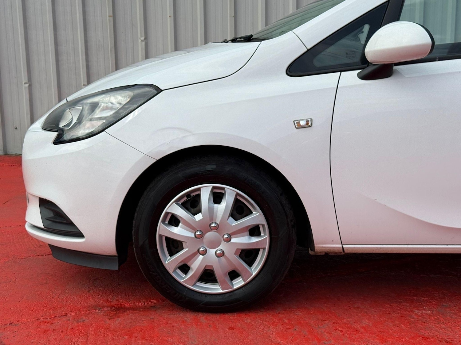 Used Vauxhall Corsa 2016 for sale - 76620686: Photo 4