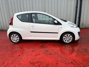 Used Peugeot 107 2013 for sale - 77106776: Photo