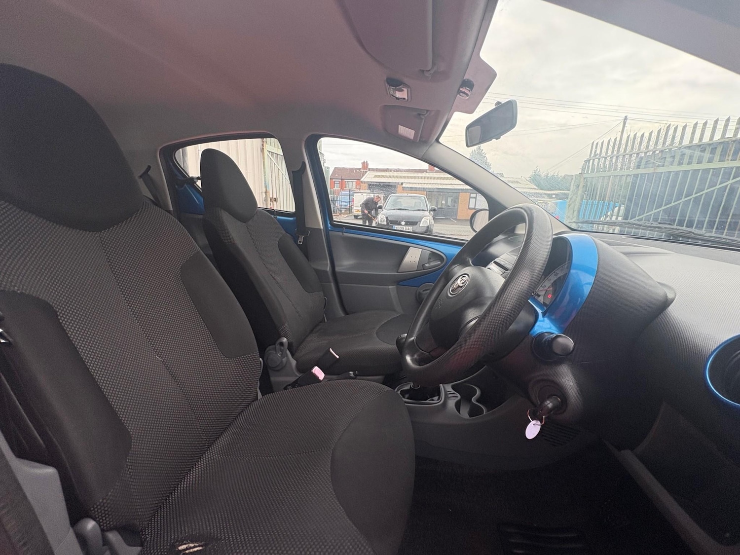 Used Toyota AYGO 2009 for sale - 76620699: Photo 22