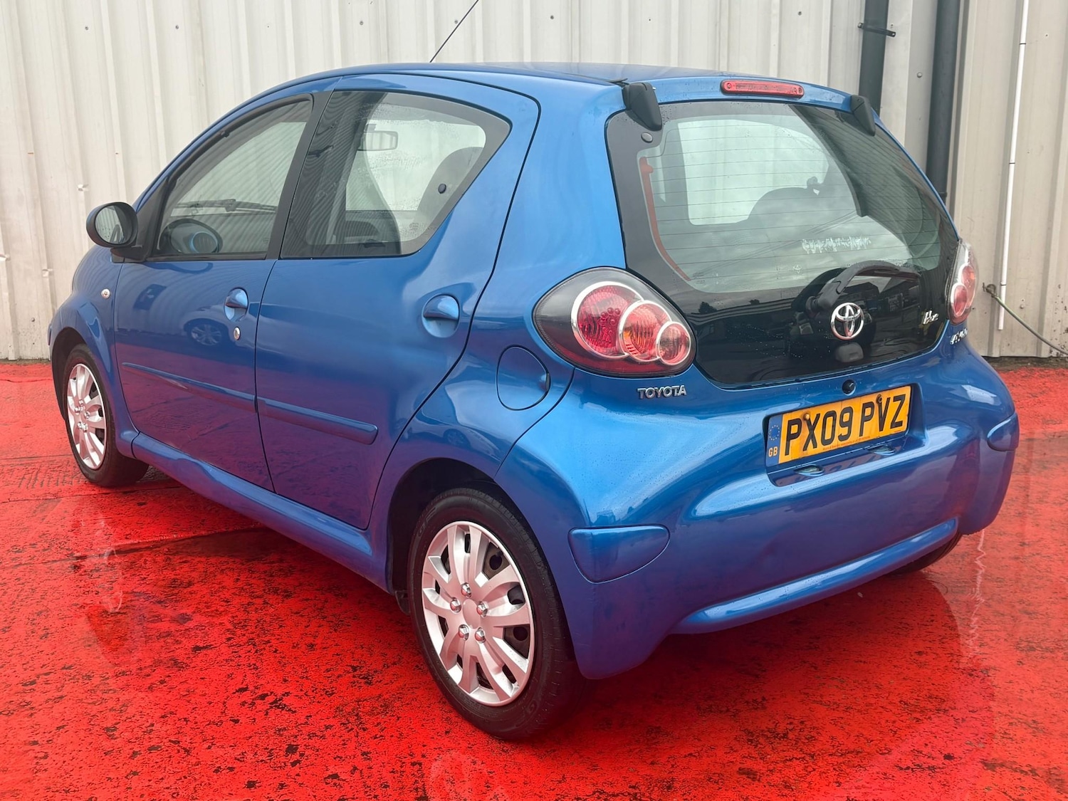 Used Toyota AYGO 2009 for sale - 76620699: Photo 8