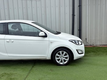 Used Hyundai i20 2014 for sale - 78792592: Photo