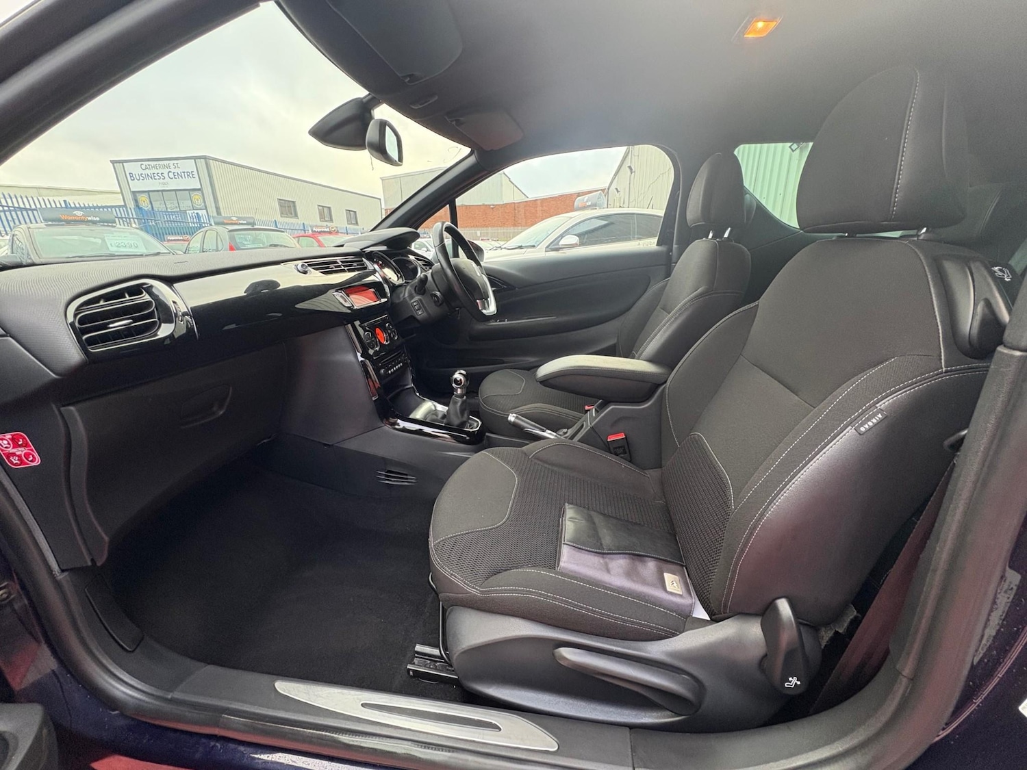 Used Citroen DS3 2013 for sale - 76647057: Photo 21