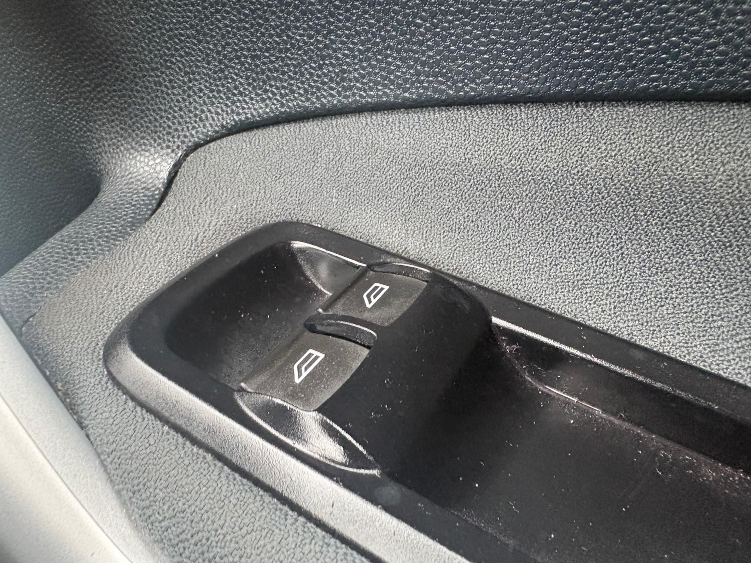 Used Ford Fiesta 2012 for sale - 77654042: Photo 25