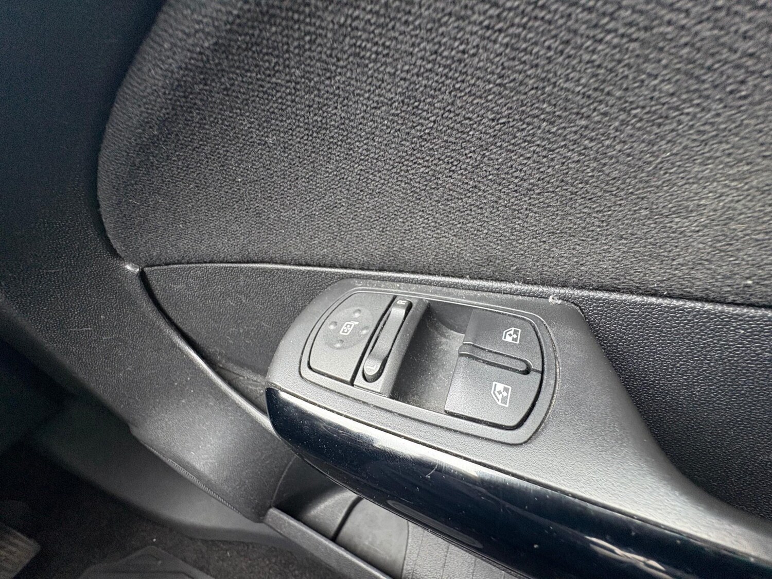 Used Vauxhall Corsa 2007 for sale - 76620700: Photo 26