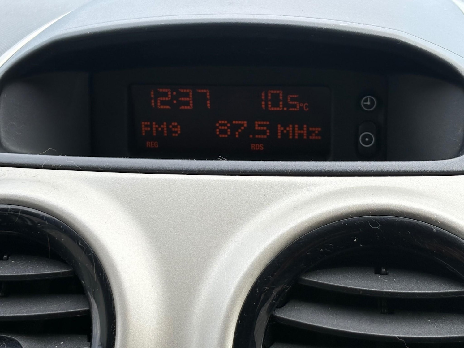 Used Vauxhall Corsa 2007 for sale - 76620700: Photo 28