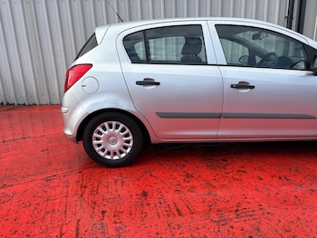 Used Vauxhall Corsa 2007 for sale - 76620700: Photo