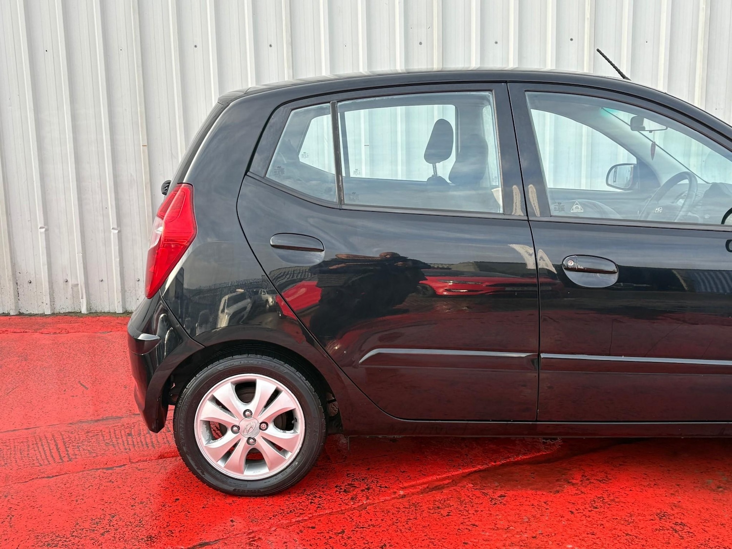 Used Hyundai i10 2013 for sale - 76862871: Photo 4