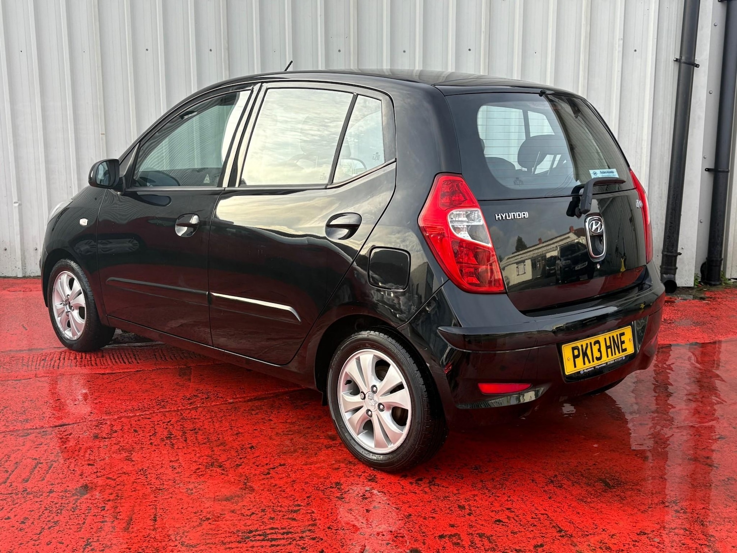 Used Hyundai i10 2013 for sale - 76862871: Photo 9