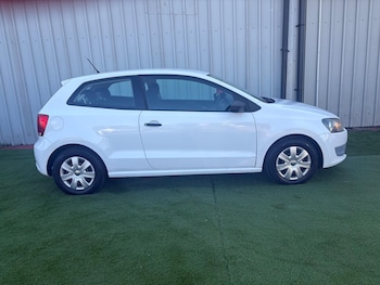 Used Volkswagen Polo 2010 for sale - 78387077: Photo