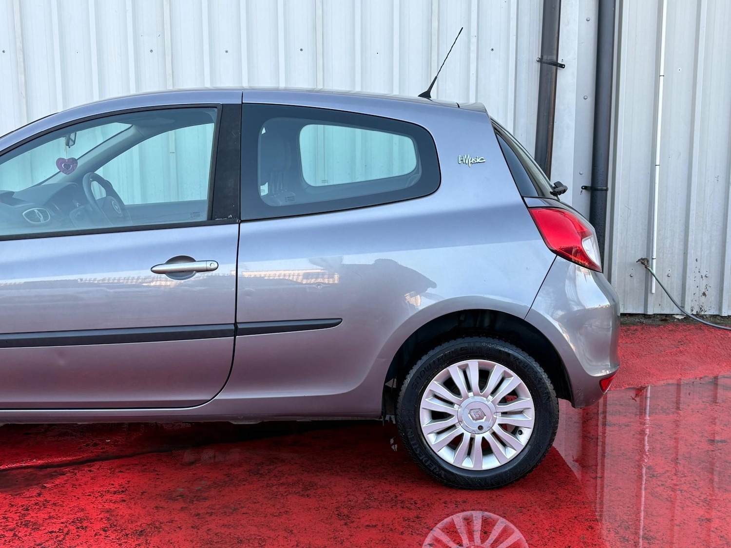 Used Renault Clio 2010 for sale - 76641434: Photo 14