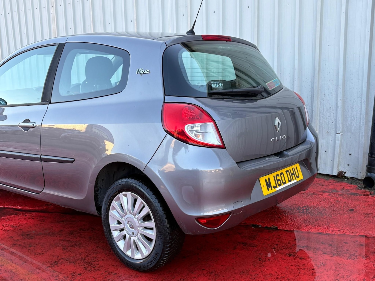 Used Renault Clio 2010 for sale - 76641434: Photo 15