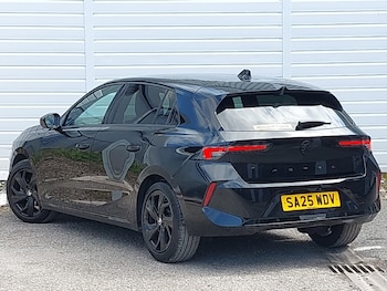 Used Vauxhall Astra 2025 for sale - 78478421: Photo