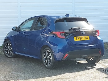 Used Toyota Yaris 2021 for sale - 78178463: Photo