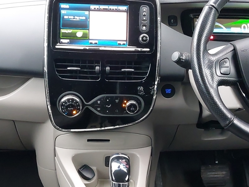 Used Renault Zoe 2016 for sale - 76639227: Photo 7