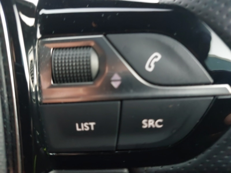 Used Peugeot 2008 2022 for sale - 76407939: Photo 13