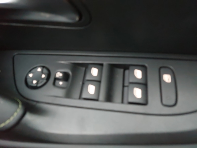 Used Peugeot 2008 2022 for sale - 76407939: Photo 14