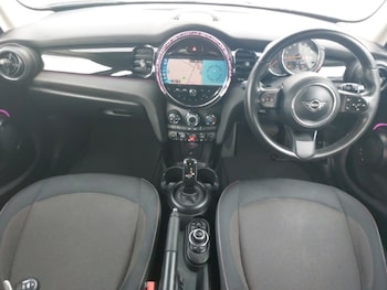 Used MINI Hatch 2022 for sale - 79061102: Photo