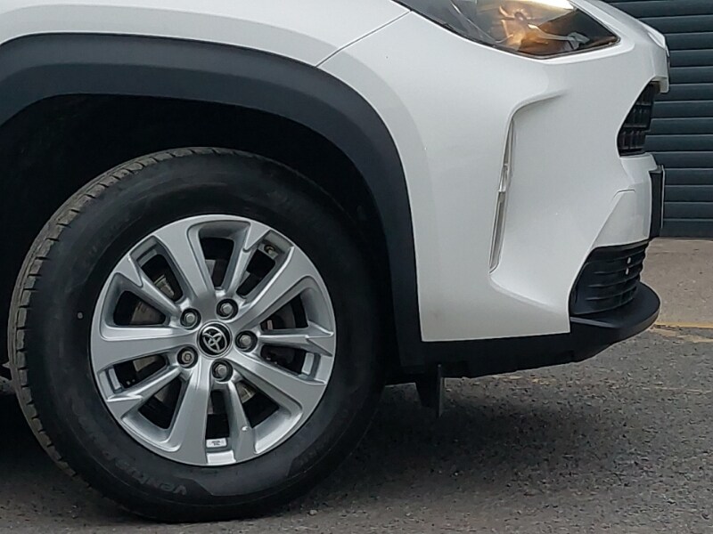 Used Toyota Yaris Cross 2022 for sale - 76548949: Photo 9