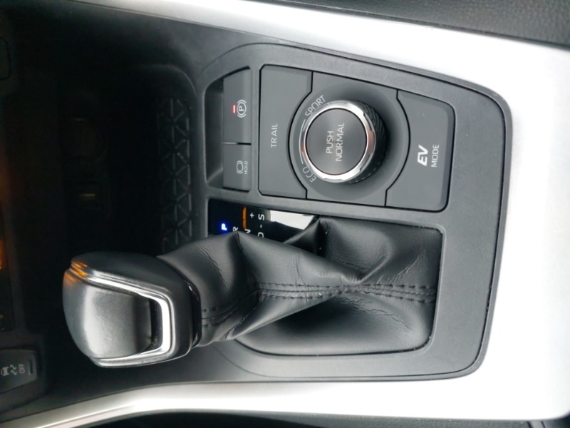 Used Toyota RAV4 2022 for sale - 76880153: Photo 14