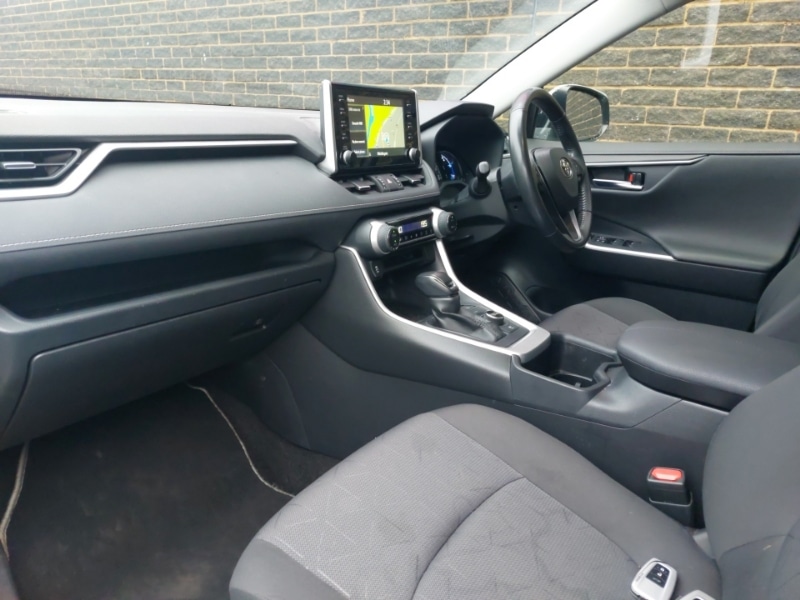 Used Toyota RAV4 2022 for sale - 76880153: Photo 5